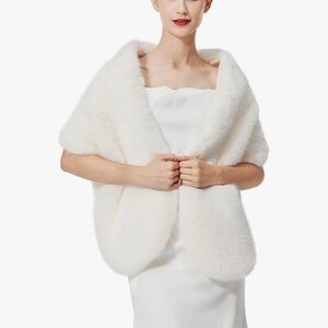 Faux Fur Shawl - Ivory